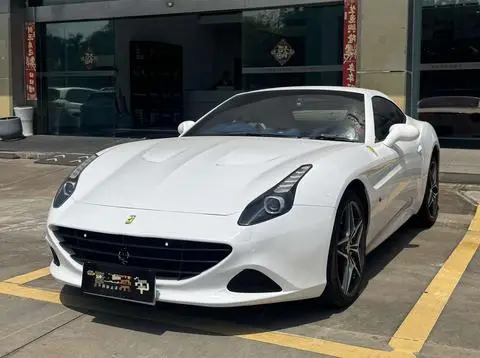 Ferrari California T 2015