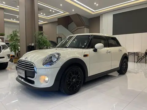MINI MINI 2018