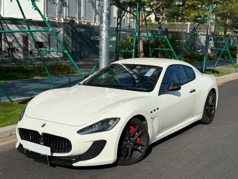 Maserati GranTurismo 2012