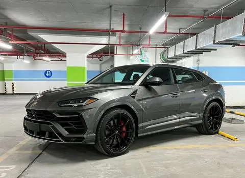 Lamborghini Urus 2021