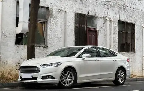 Ford 蒙迪欧 2013