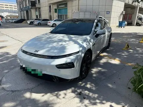 XPeng 小鹏P7 2021