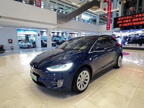 Tesla Model X 2016