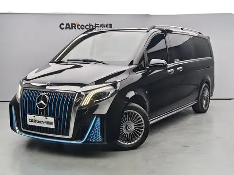Mercedes-Benz 威霆 2023