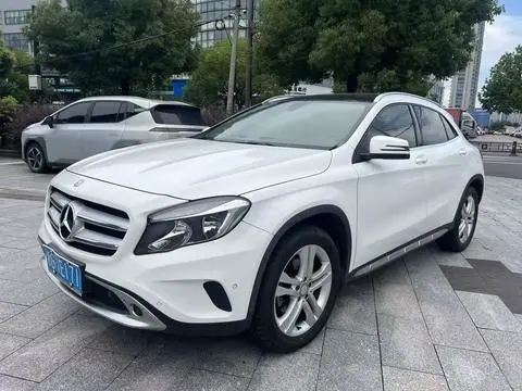 Mercedes-Benz GLA 2017