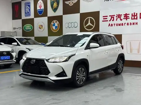 Toyota YARIS L 2022