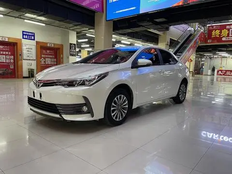 Toyota Corolla 2017 — фото 1