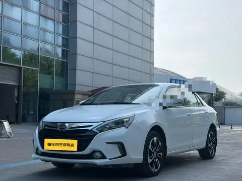BYD 秦DM 2015