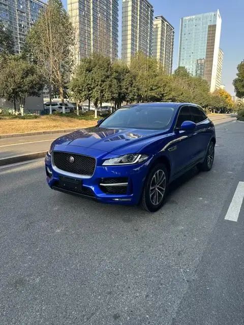 Jaguar F-PACE 2018