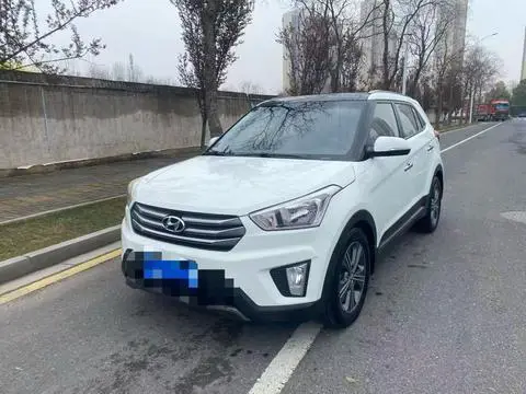 Hyundai ix25 2015