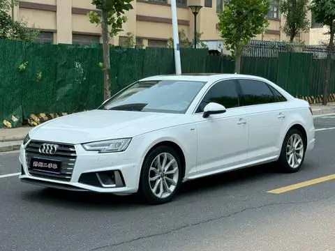 Audi A4L 2019