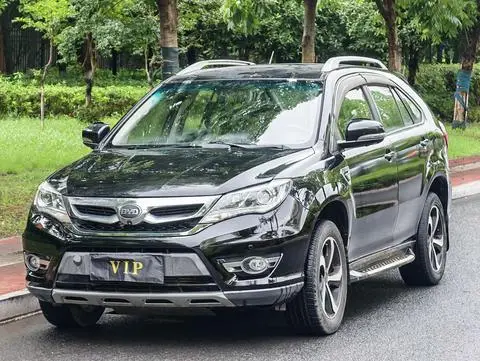BYD S7 2015