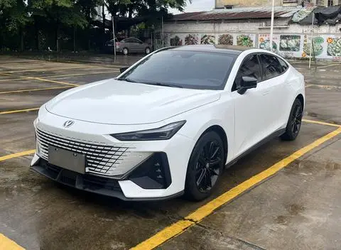 Changan UNI-V 2024