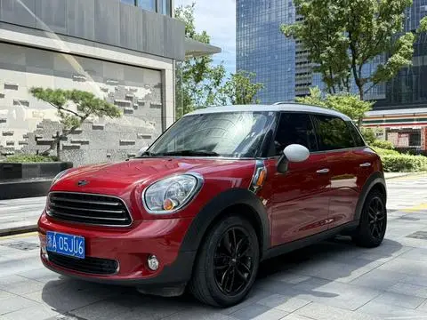 MINI COUNTRYMAN 2011