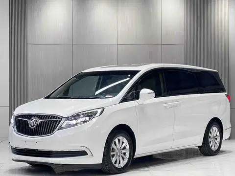 Buick GL8 2018 — фото 1
