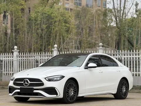 Mercedes-Benz C-Class 2024