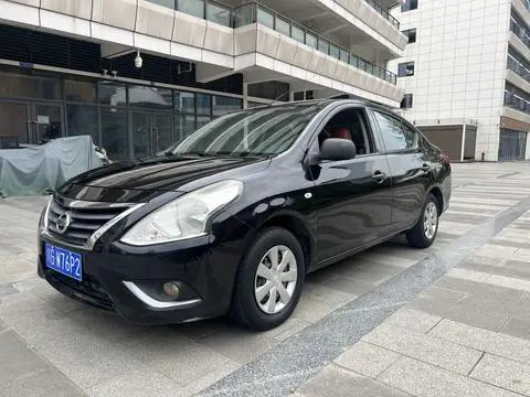 Nissan 阳光 2014