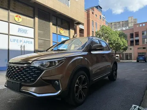 FAW 森雅R7 2018
