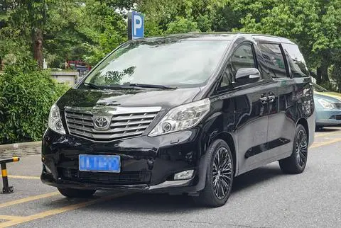 Toyota 埃尔法 2011