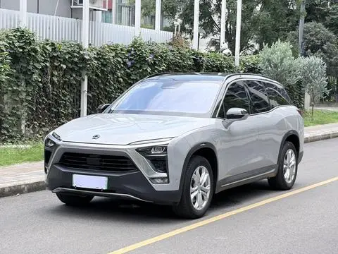 NIO ES8 2018