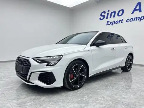 Audi A3 2023 — фото 1