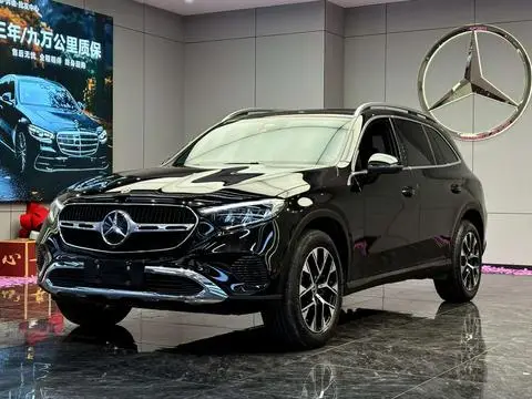 Mercedes-Benz GLC 2023