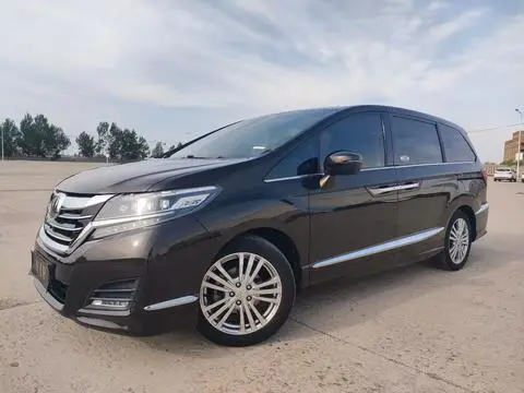 Honda 艾力绅 2016