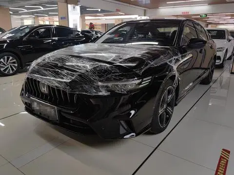 Honda 英仕派 2025 — фото 1