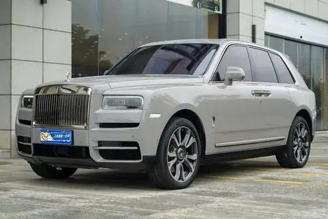 Rolls Royce Cullinan 2024