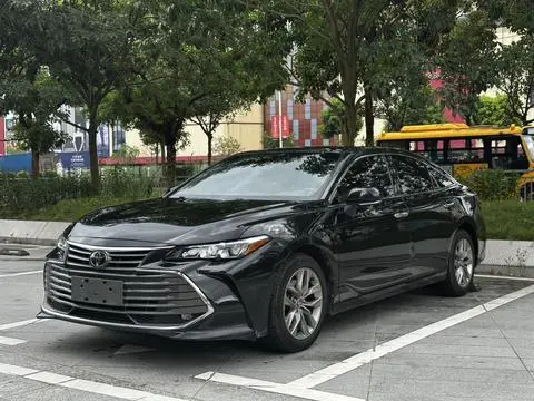 Toyota 亚洲龙 2021