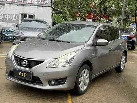 Nissan 骐达TIIDA 2011