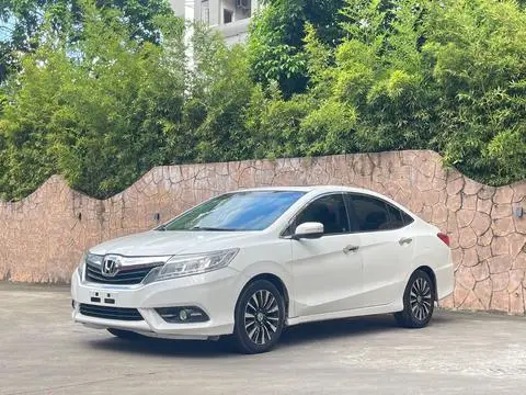 Honda Crider 2015
