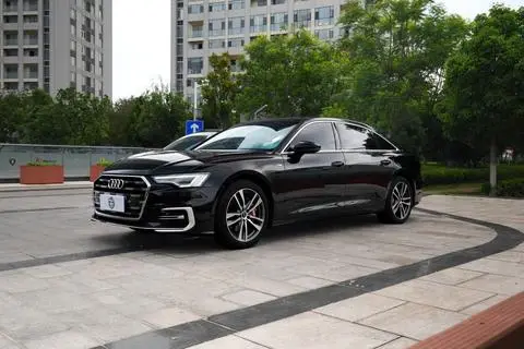 Audi A6L 2023 — фото 1