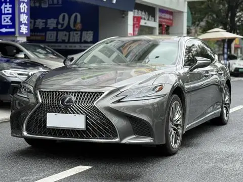 Lexus LS 2020
