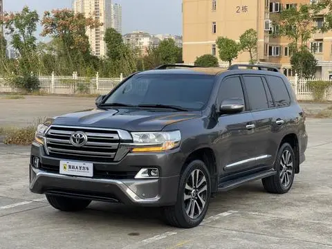 Toyota Land Cruiser 2012