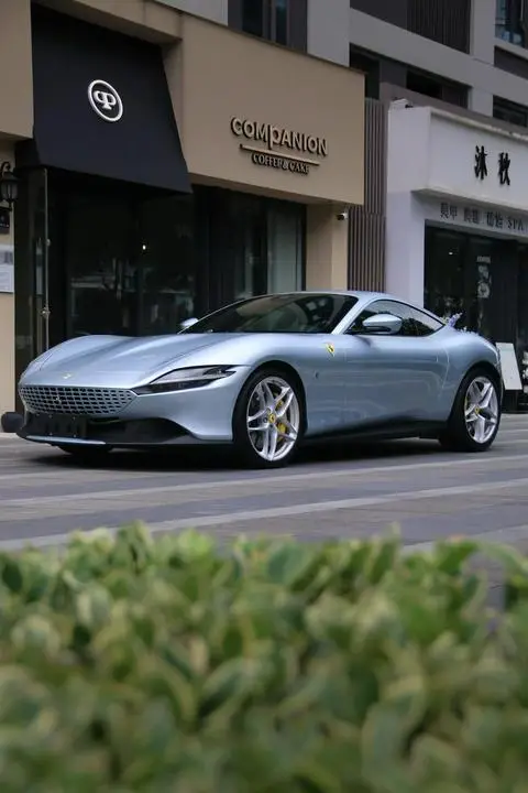 Ferrari Roma 2020