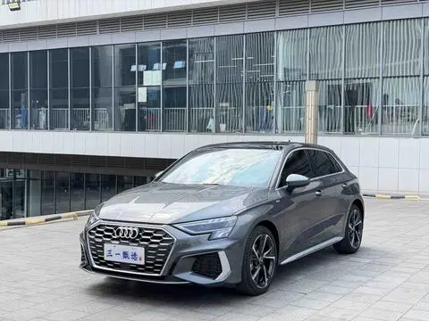 Audi A3 2022 — фото 1