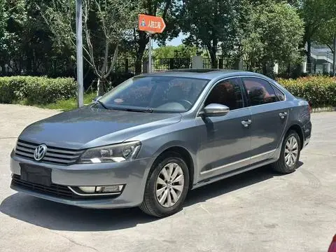Volkswagen Passat 2011