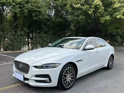Jaguar XEL 2020