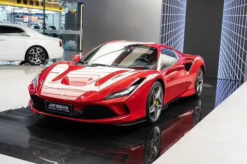 Ferrari F8 2020