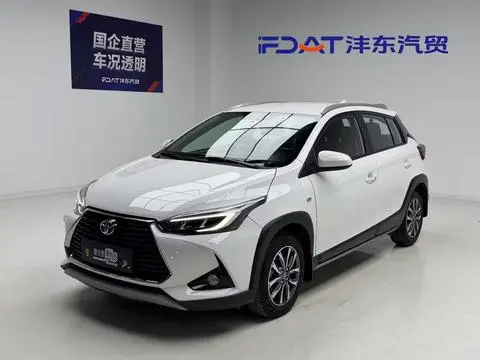 Toyota YARIS L 2022