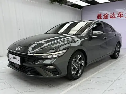 Hyundai Elantra 2023