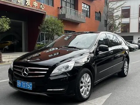 Mercedes-Benz R-Class 2015