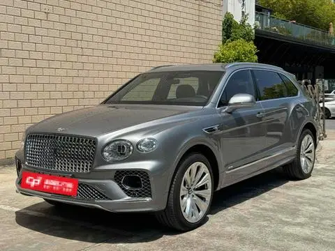 Bentley 添越 2023