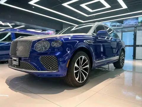 Bentley 添越 2022