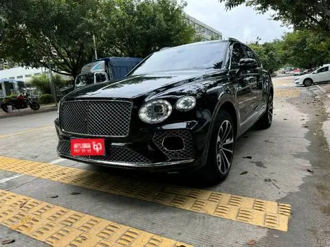 Bentley 添越 2022