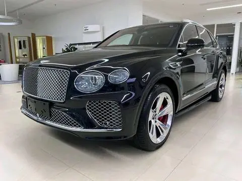 Bentley 添越 2022