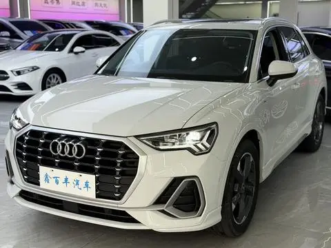 Audi Q3 2023 — фото 1