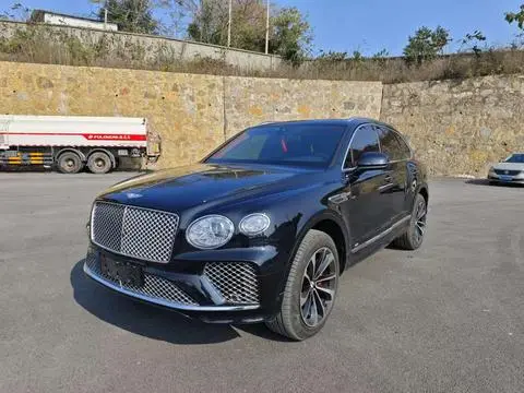 Bentley 添越 2022