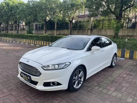 Ford 蒙迪欧 2013